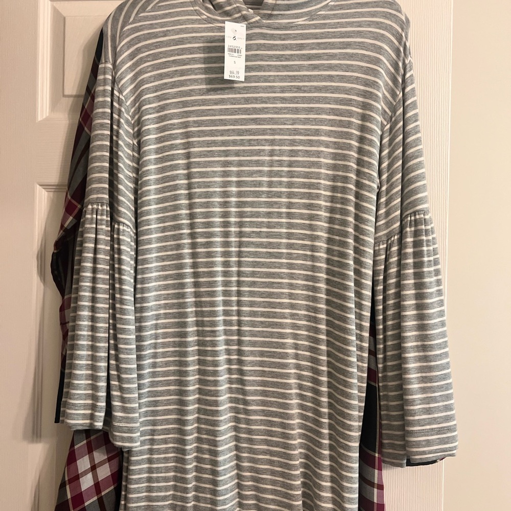 Lou & Grey Heather Gray and Cream Striped Top